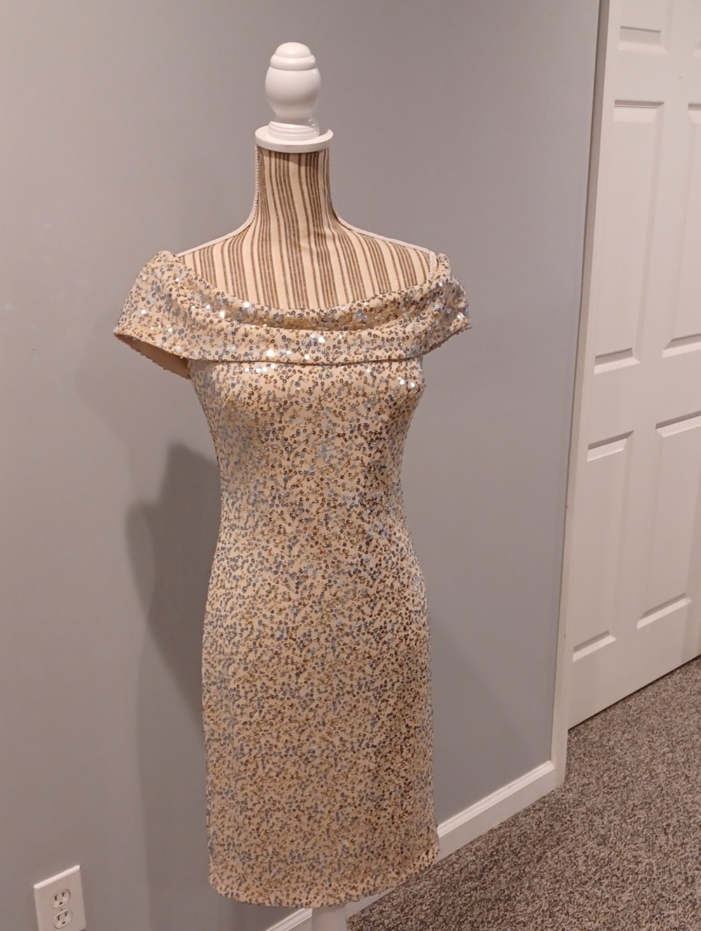 Vince Camuto Champagne Sequin off-the-shoulder